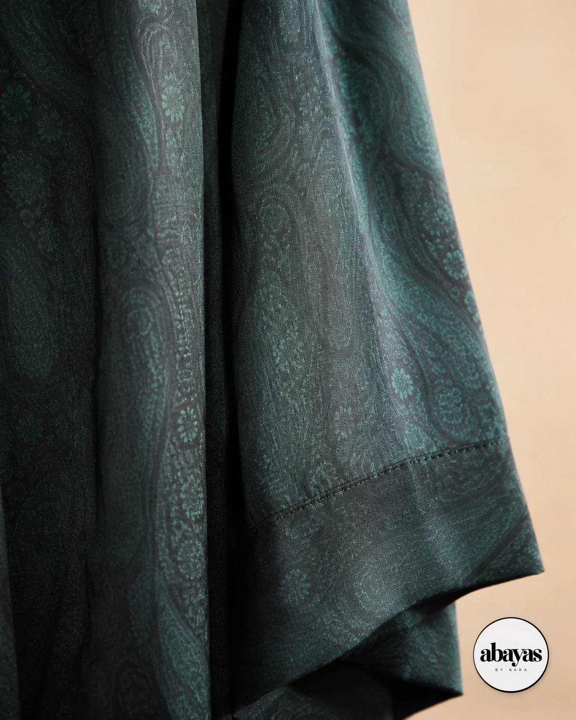 Cypress Print Abaya fabric and hem detail
