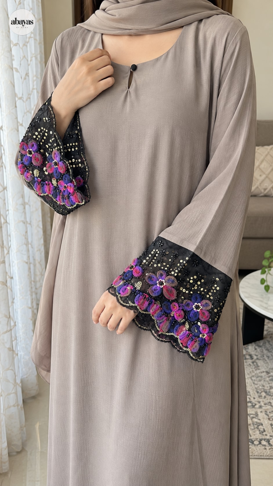 Garden Cuff Abaya neckline and floral cuff detail